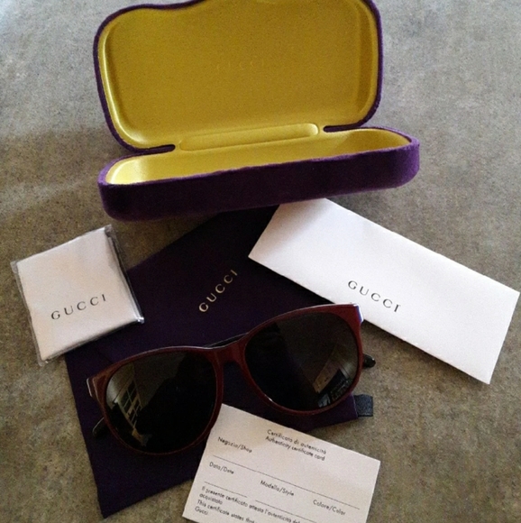 Gucci sunglasses.FIRM - Picture 2 of 9